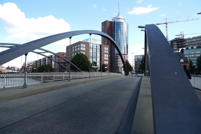 [Bild: bruecke.jpg]