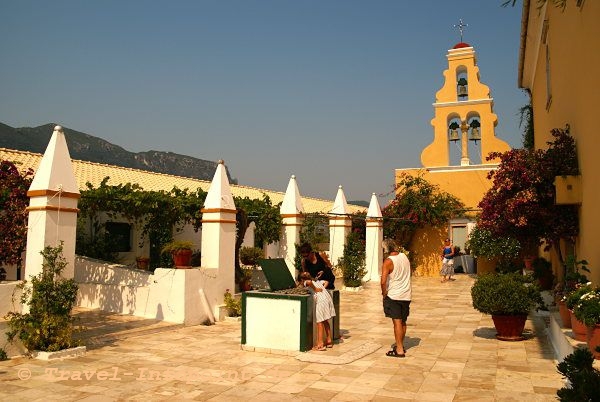Paleokastritsa Kloster (Korfu)