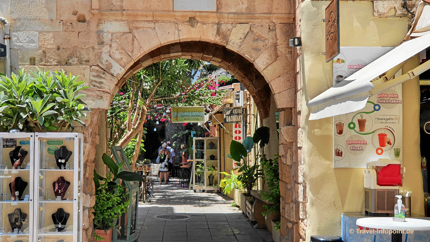 Ausflug nach Chania:  Fährhafen