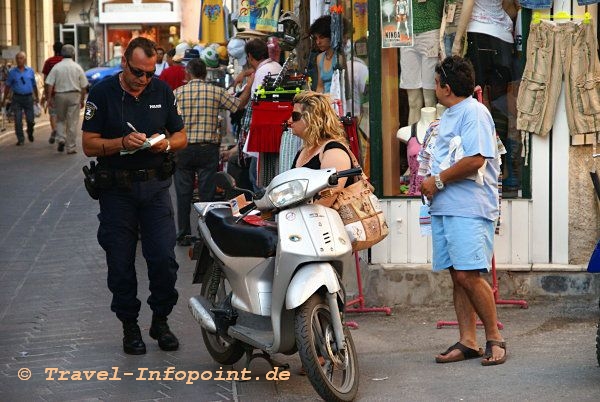 Mythilini Polizei