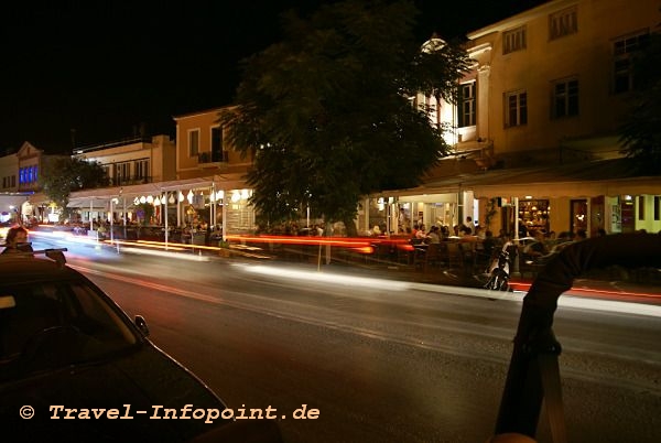 Mythilini bei Nacht