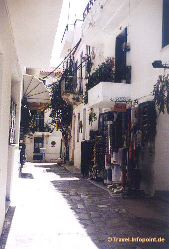 Gasse in Skiathos Stadt