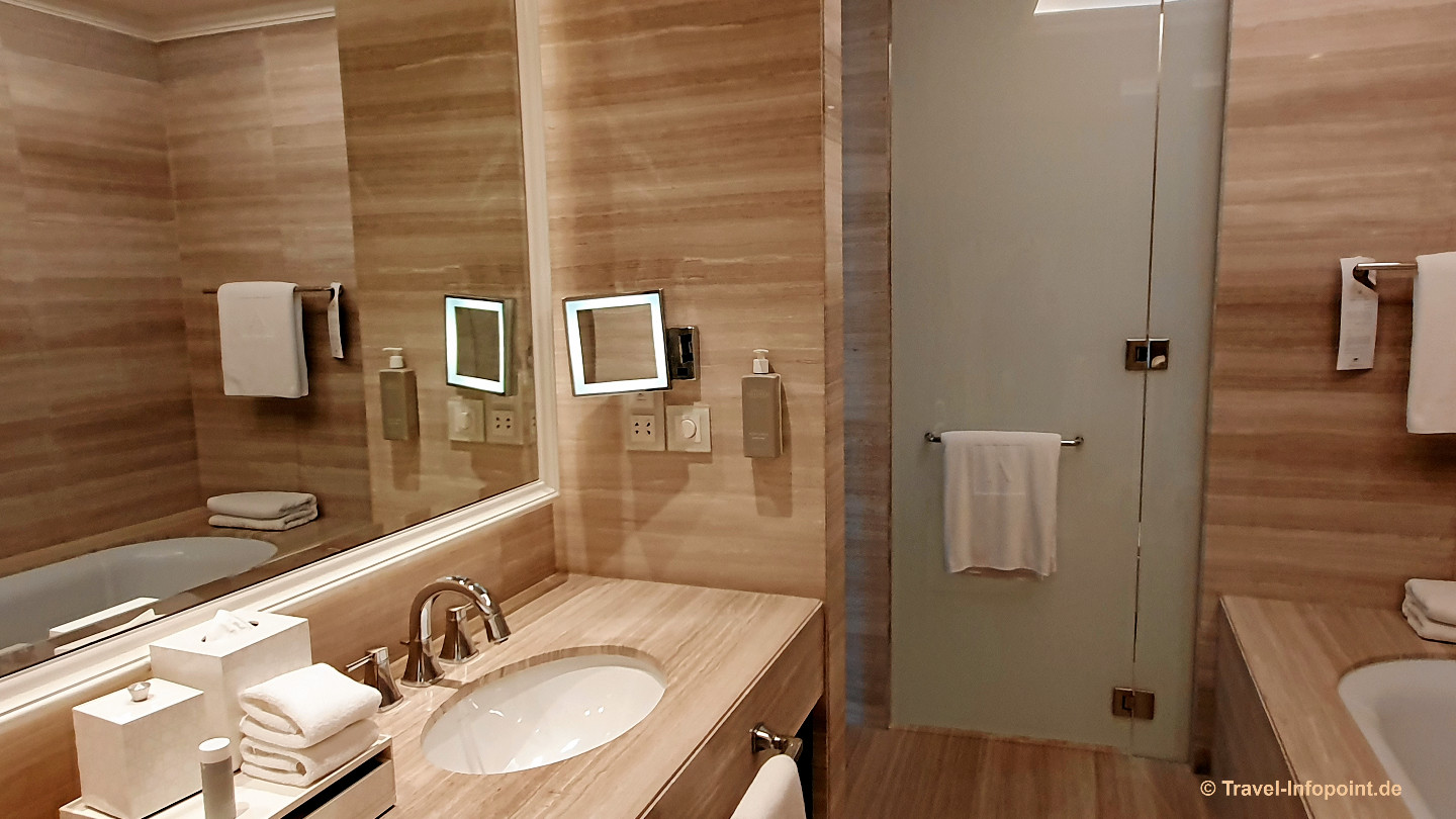 Dubai / VAE: 5+ Hotel Dubai Mall